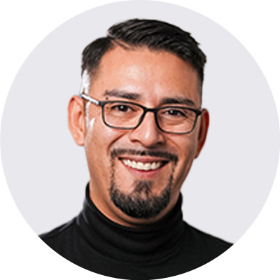 Porträt Patricio Zahn Konservierende Zahnheilkunde & Lupensysteme